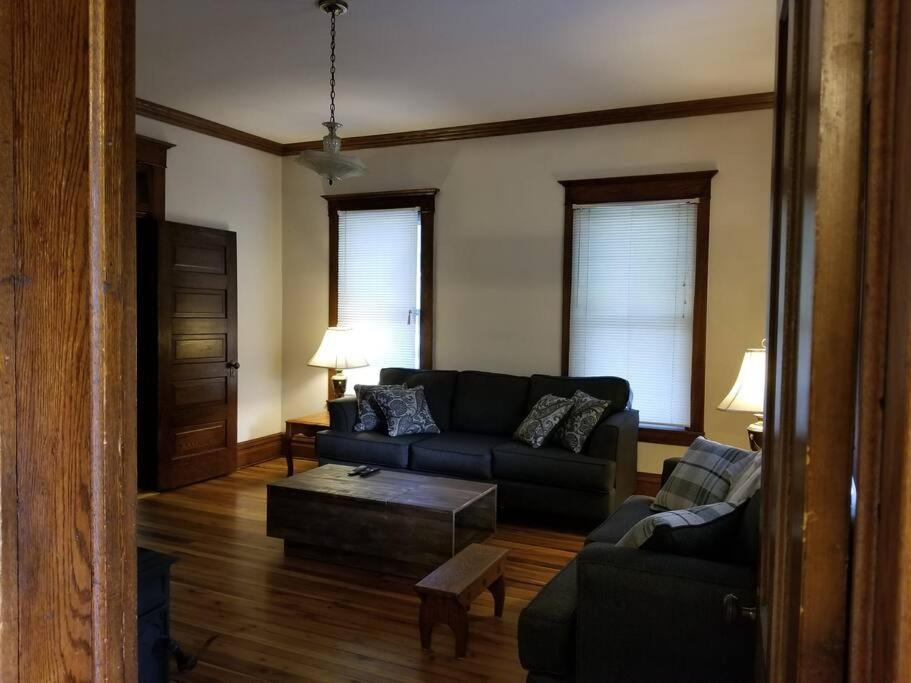 Basecampwv-Durbin. Spacious 4 Bedroom House W/Yard Ngoại thất bức ảnh