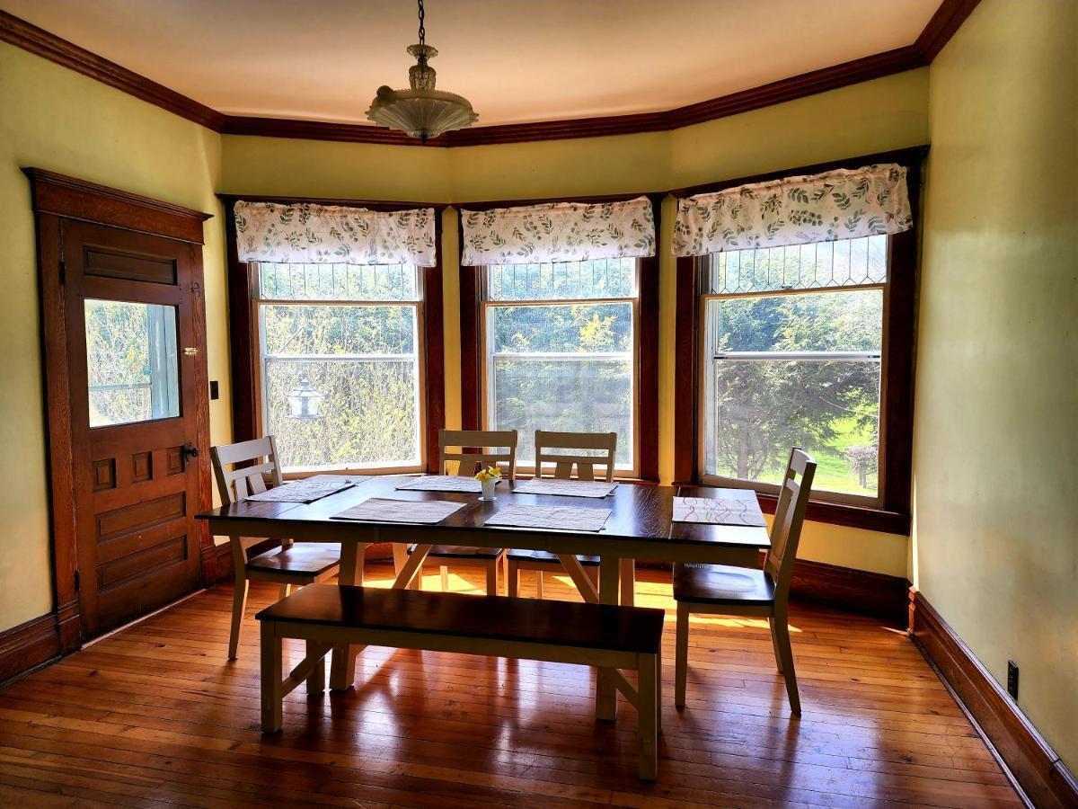 Basecampwv-Durbin. Spacious 4 Bedroom House W/Yard Ngoại thất bức ảnh